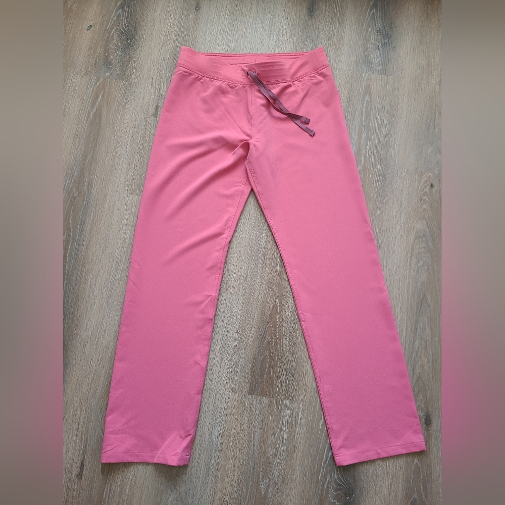 FIGS Technical Collection Scrub Pants Women Size Medium Tall Pink